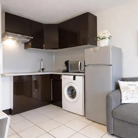 Apartman Manoly, Piscine, Tennis, Climatisation